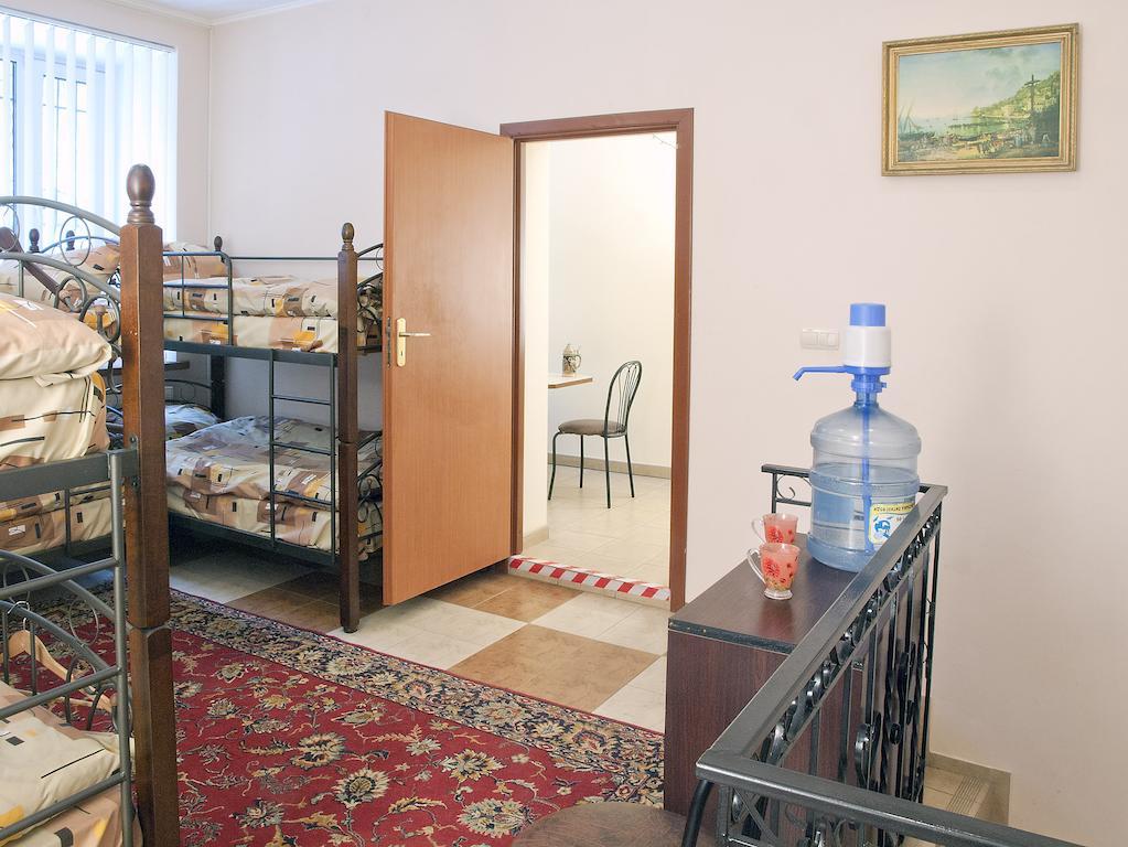 Niko Hostel Λβιβ Δωμάτιο φωτογραφία